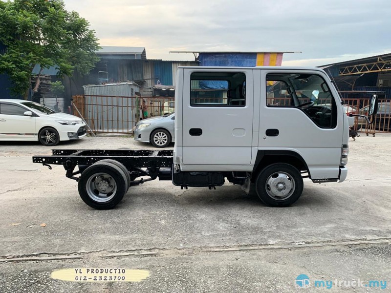 2020 Isuzu NKR DOUBLE CAB 4 600kg In Johor Manual For RM49 500 Mytruck My