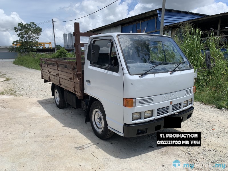 1992 Isuzu NHR54 2,500kg in Johor Manual for RM10,800 - mytruck.my