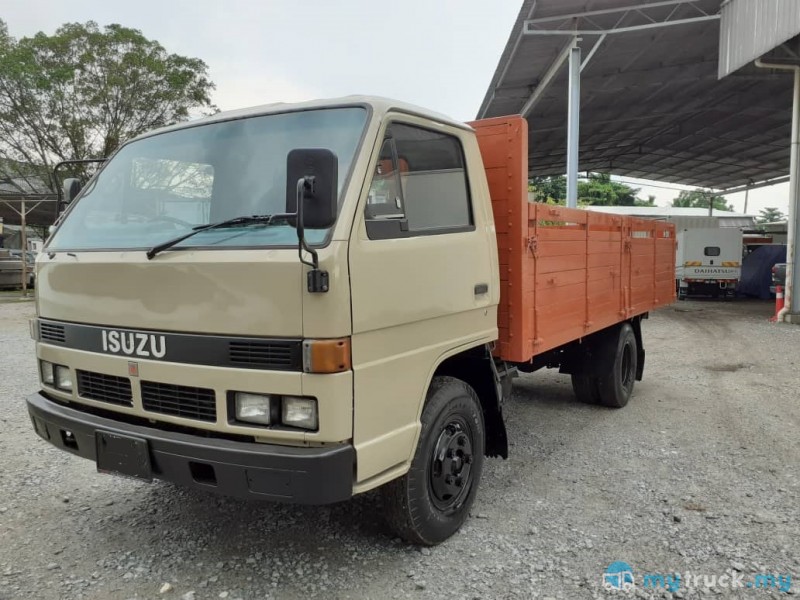 1994 Isuzu NPR58L CARGO 14' 6,000kg in Selangor Manual for RM20,500 ...