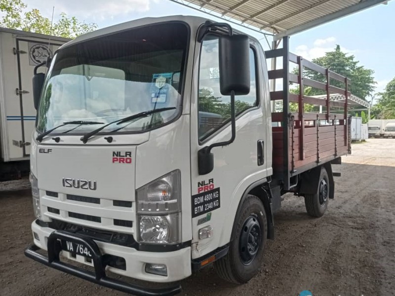 2016 Isuzu Nlr55uee Cargo 10ft 4800kg In Selangor Manual For Rm68000