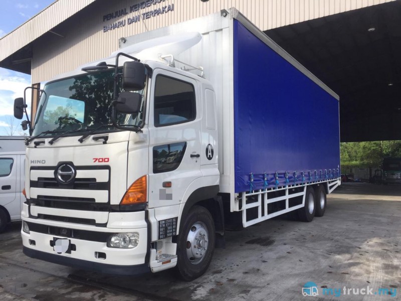 2020 Hino 700 25,000kg in Johor Manual for RM135,000 - mytruck.my