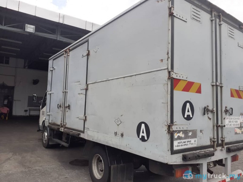 2011 Hino HINO /XZU423R-HKMRD3 5,000kg in Kuala Lumpur Manual for RM71 ...