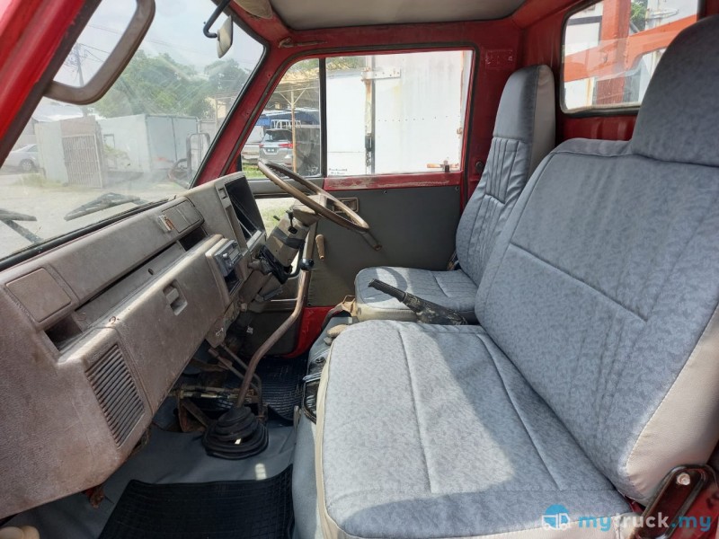 1991 Daihatsu V57A Wooden Tipper 10' 2,500kg in Selangor Manual for ...