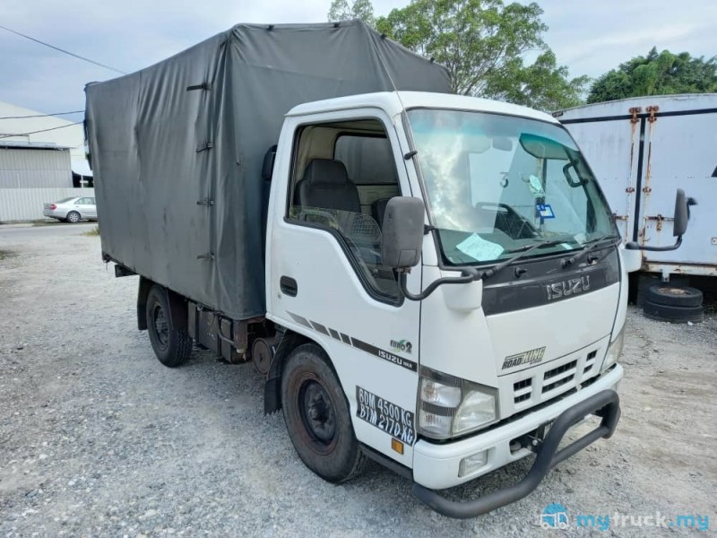 2012 Isuzu NKR55UEET Kargo Am 10' 4,500kg in Selangor Manual for RM52