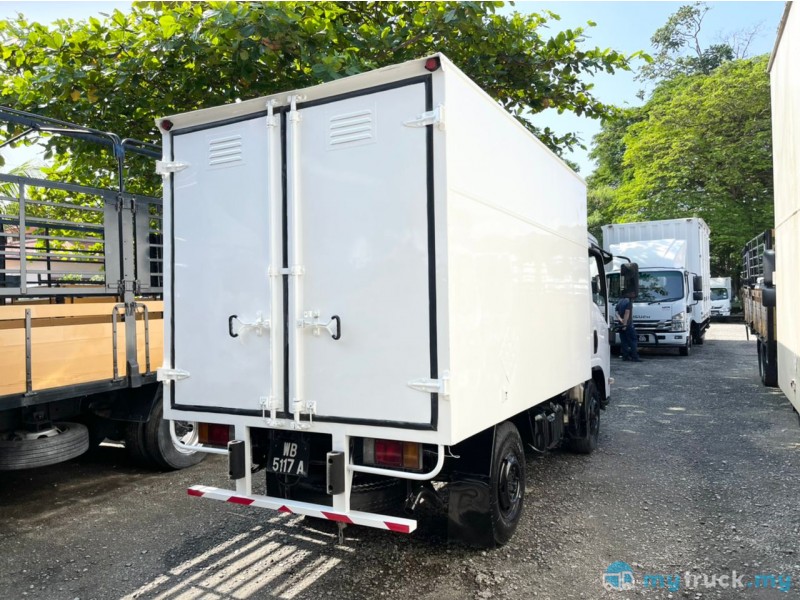 2015 Isuzu NLR85UEE 4,800kg in Kuala Lumpur Manual for RM66,800 ...