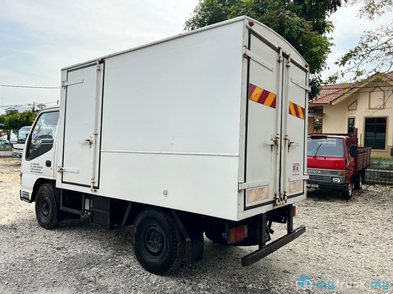 2002 Hicom Mtb140 box Local Green Engine 4,500kg in Johor Manual for ...