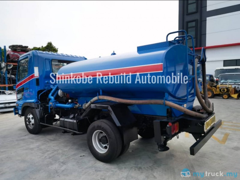 2019-hino-hino-500-lorry-water-tanker-isuzu-lorry-water-tanker