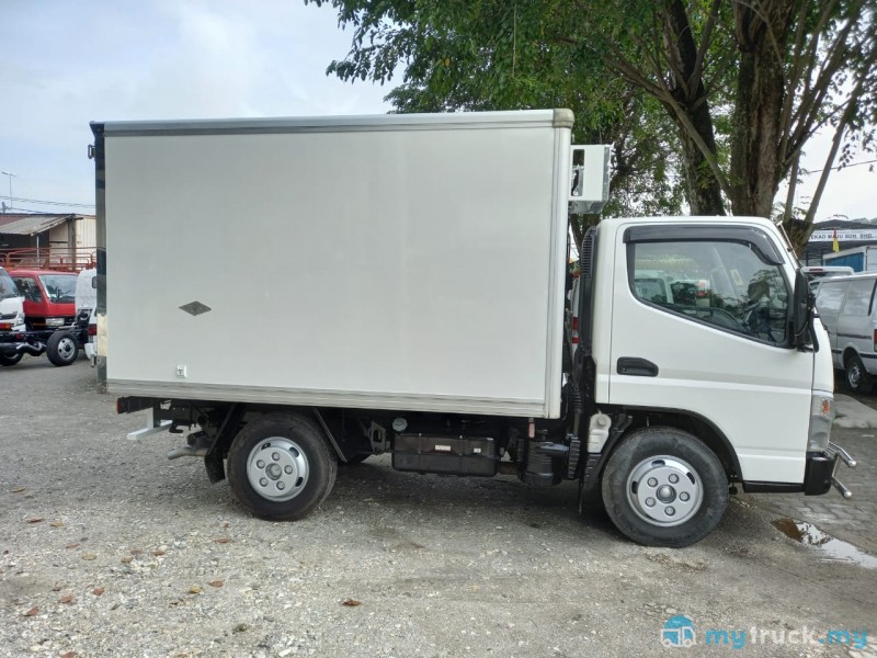 2017 Mitsubishi-Fuso FE71PB Chiller Box 10' 4,500kg in Selangor Manual ...