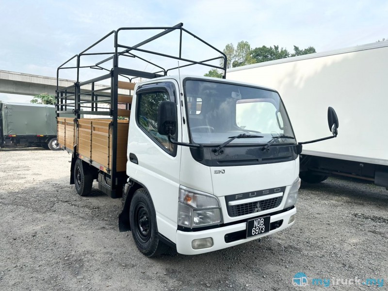 2014 Mitsubishi-Fuso FE71PB ( UBS ) with Stainless Steel Base 4,500kg ...