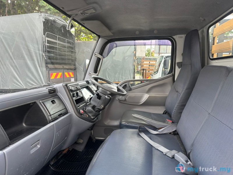 2014 Mitsubishi-Fuso FE71PB ( UBS ) with Stainless Steel Base 4,500kg ...