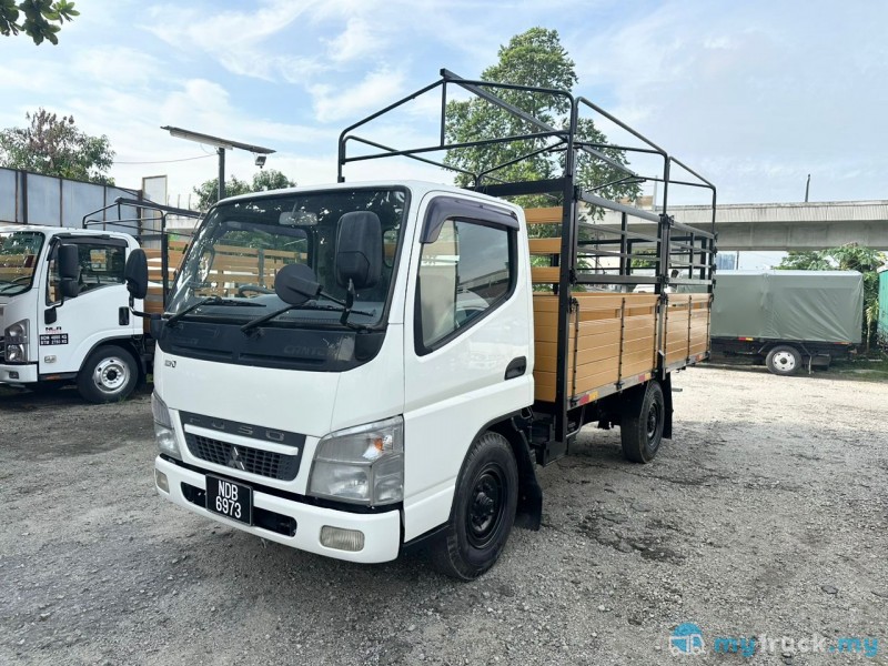 2014 Mitsubishi-Fuso FE71PB ( UBS ) with Stainless Steel Base 4,500kg ...