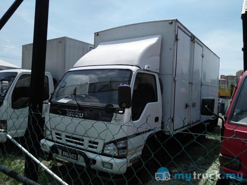 Isuzu npr 66