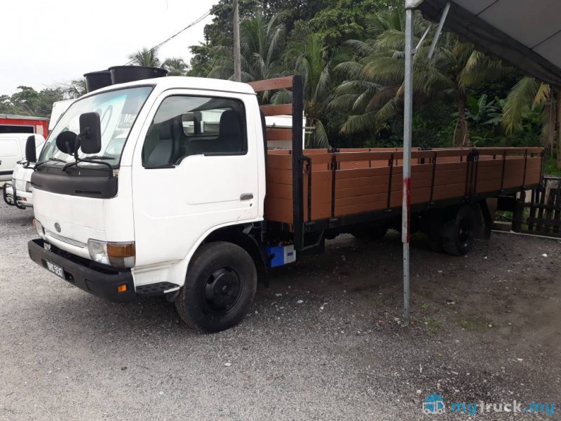 2004 UD Trucks NISSAN YU 5,000kg in Selangor Manual for RM39,000 ...