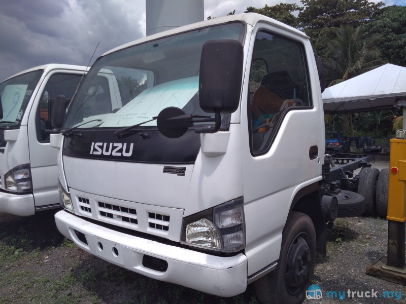 Isuzu npr 66