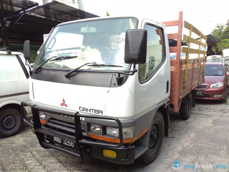 Mitsubishi fuso 2004