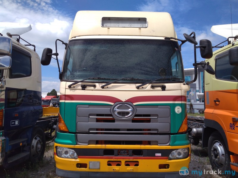 2017 Hino 700 SERIES 24,000kg in Penang Manual for RM0 - mytruck.my