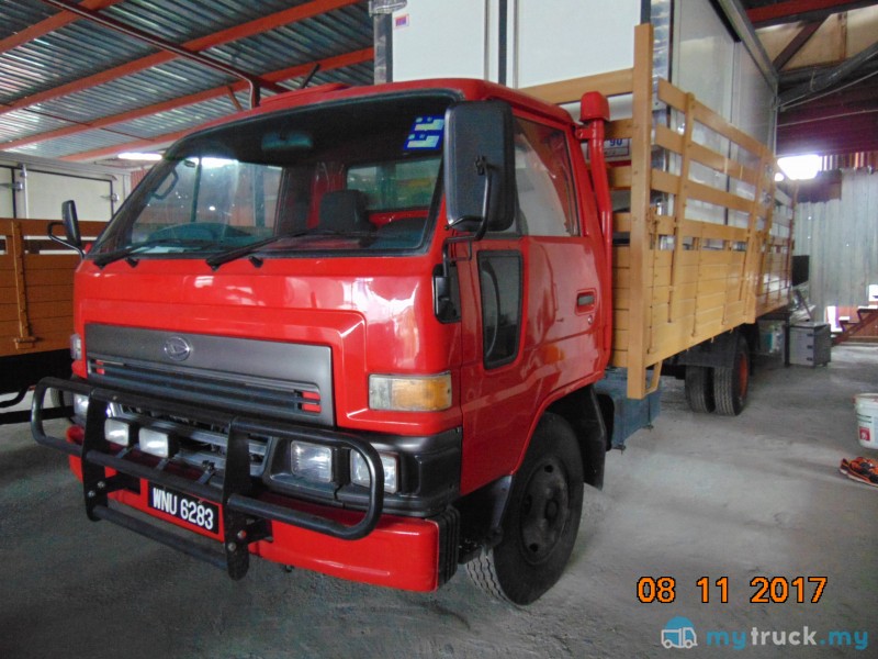 2005 Daihatsu V116 5,000kg in Kuala Lumpur Manual for RM33,500 - mytruck.my