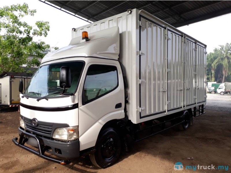 2012 Hino WU410 5,000kg in Selangor Manual for RM67,000 - mytruck.my