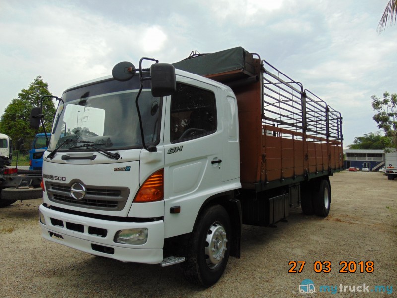 2018 Hino 500 Series 18,000kg in Johor Manual for RM0 - mytruck.my