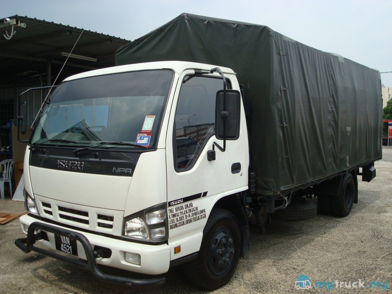 Isuzu npr 66