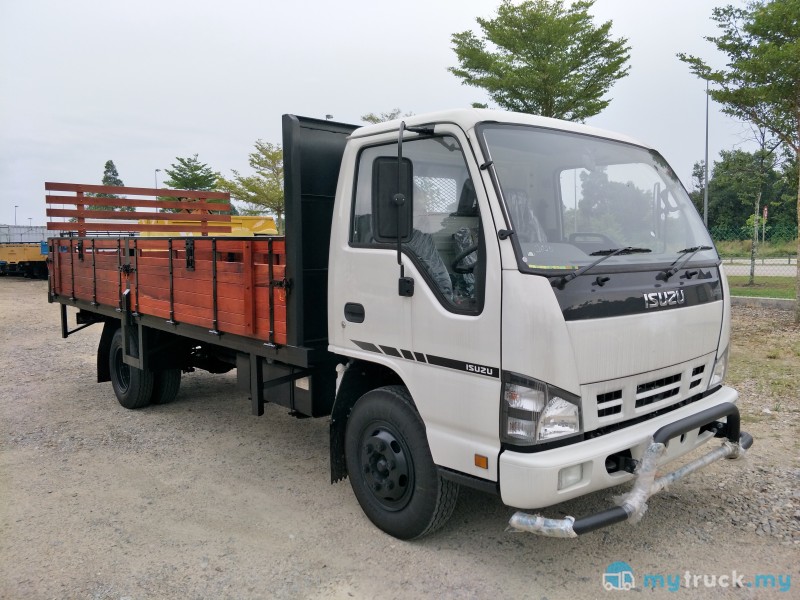 Isuzu npr 66