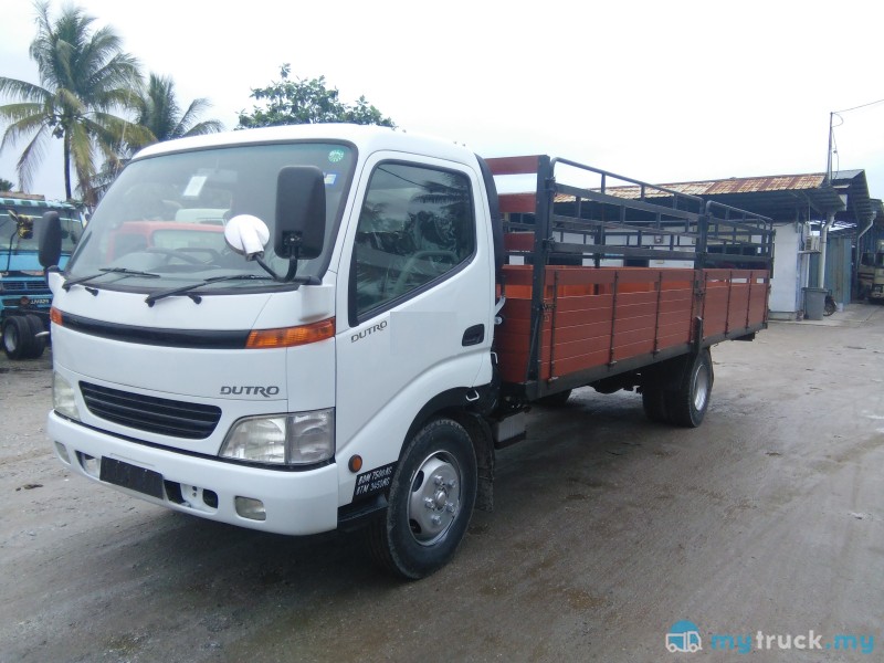 2018 Hino Dutro 7,500kg in Johor Manual for RM0 - mytruck.my