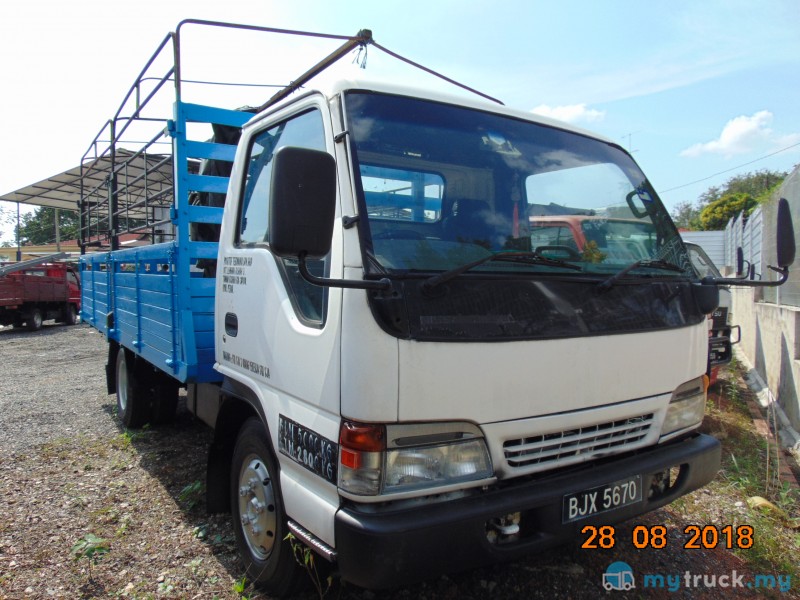 Isuzu npr 66