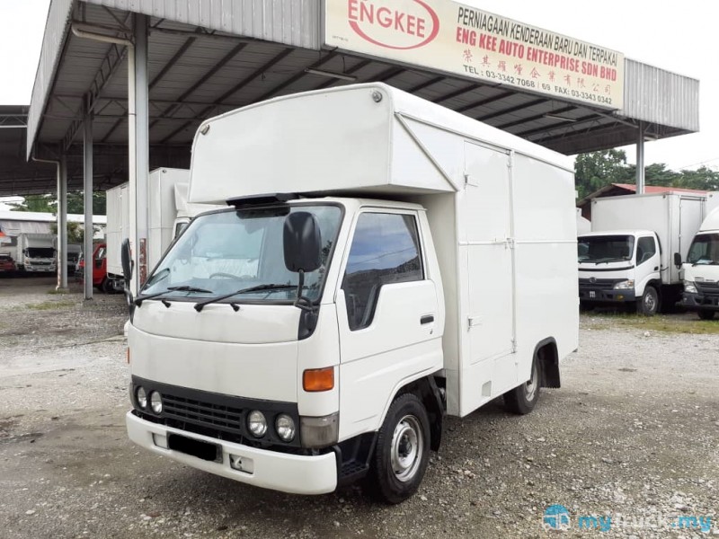 1996 Toyota LY100R Luton Box 9'3 2,400kg in Selangor Manual for RM12 ...