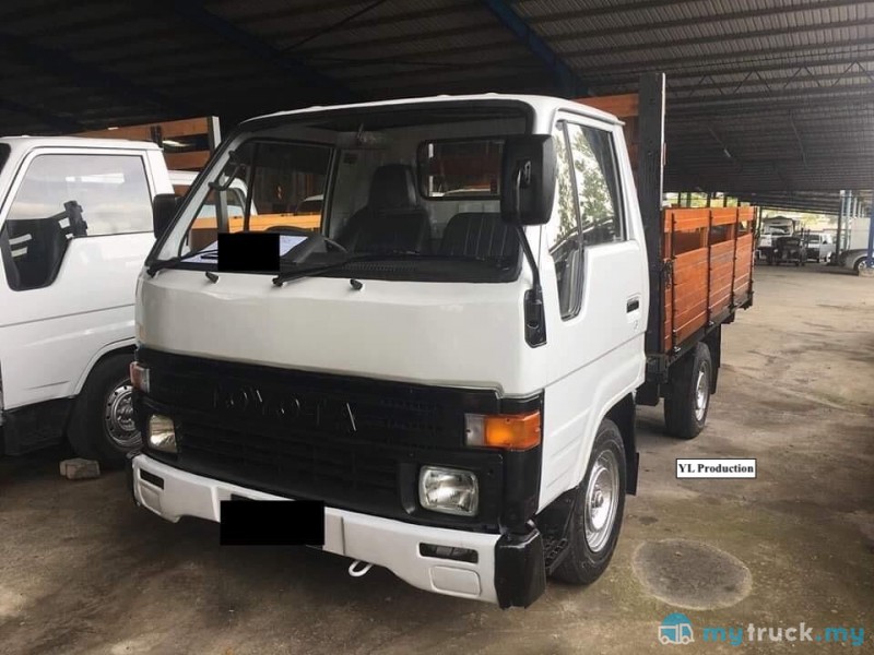 1995 Toyota LH80R-MDB3 2,400kg in Johor Manual for RM16,500 - mytruck.my