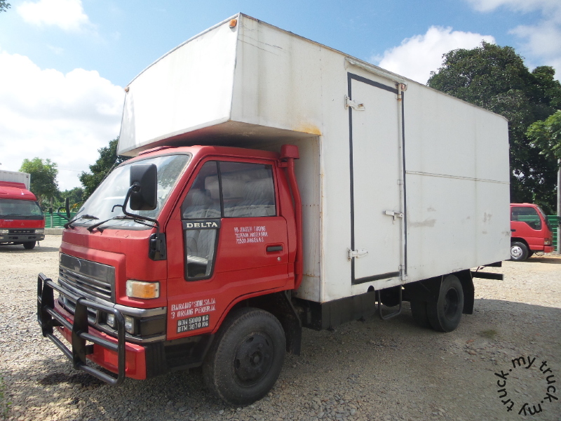 2003 Daihatsu V116HA 5,000kg in Johor Manual for RM30,000 - mytruck.my