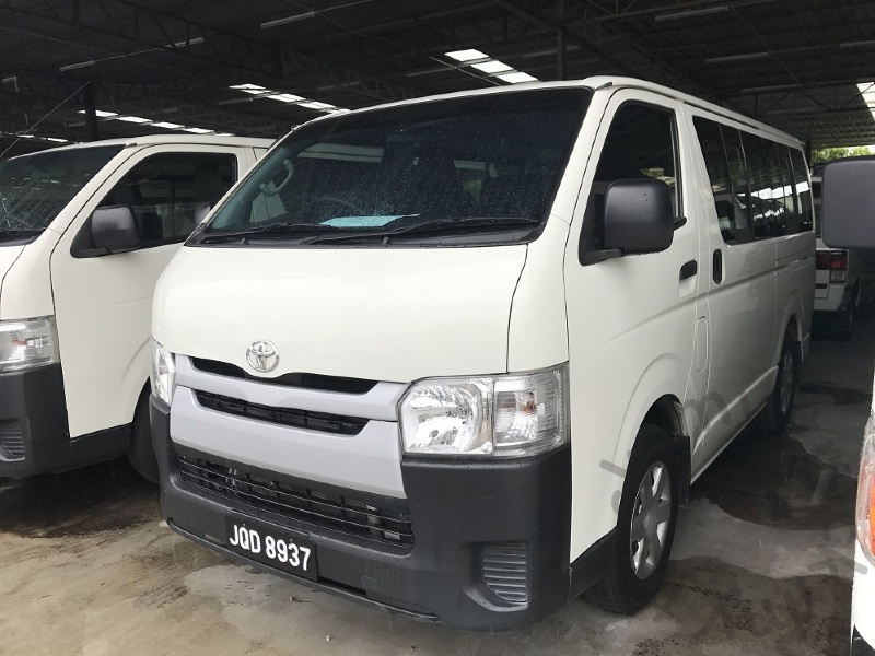 Toyota hiace 2010