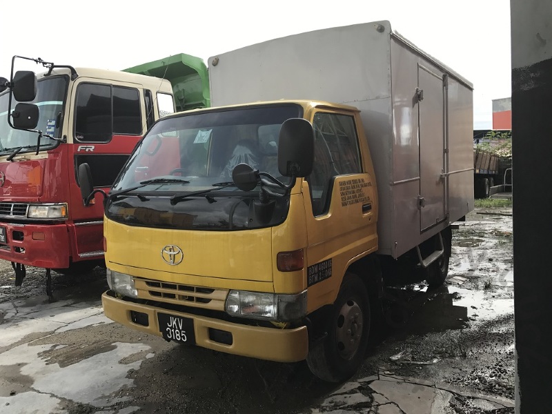 2008 Toyota BU 107 3,500kg in Johor Manual for RM29,000 - mytruck.my