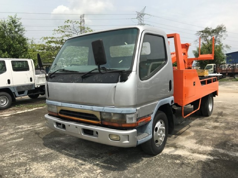 Фото mitsubishi fuso canter